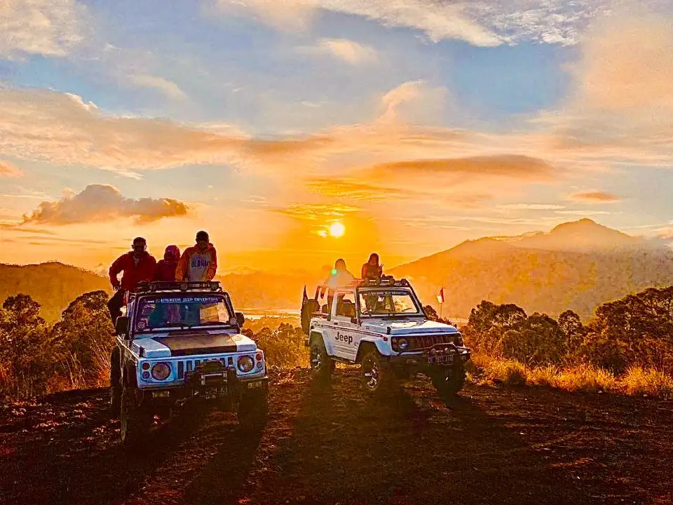 Sunrise Jeep